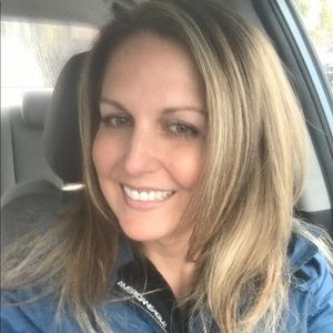 Meet your Posher, Candy